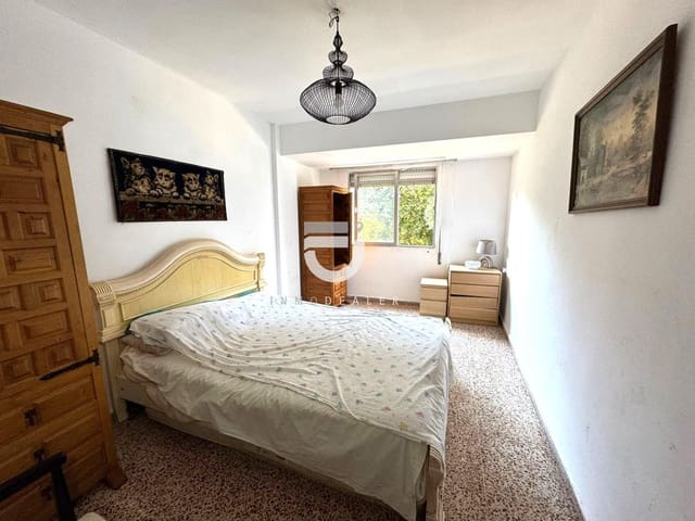 4 soveværelse Lejlighed til salg i Oliva - € 98.000 (Ref: 9359757)