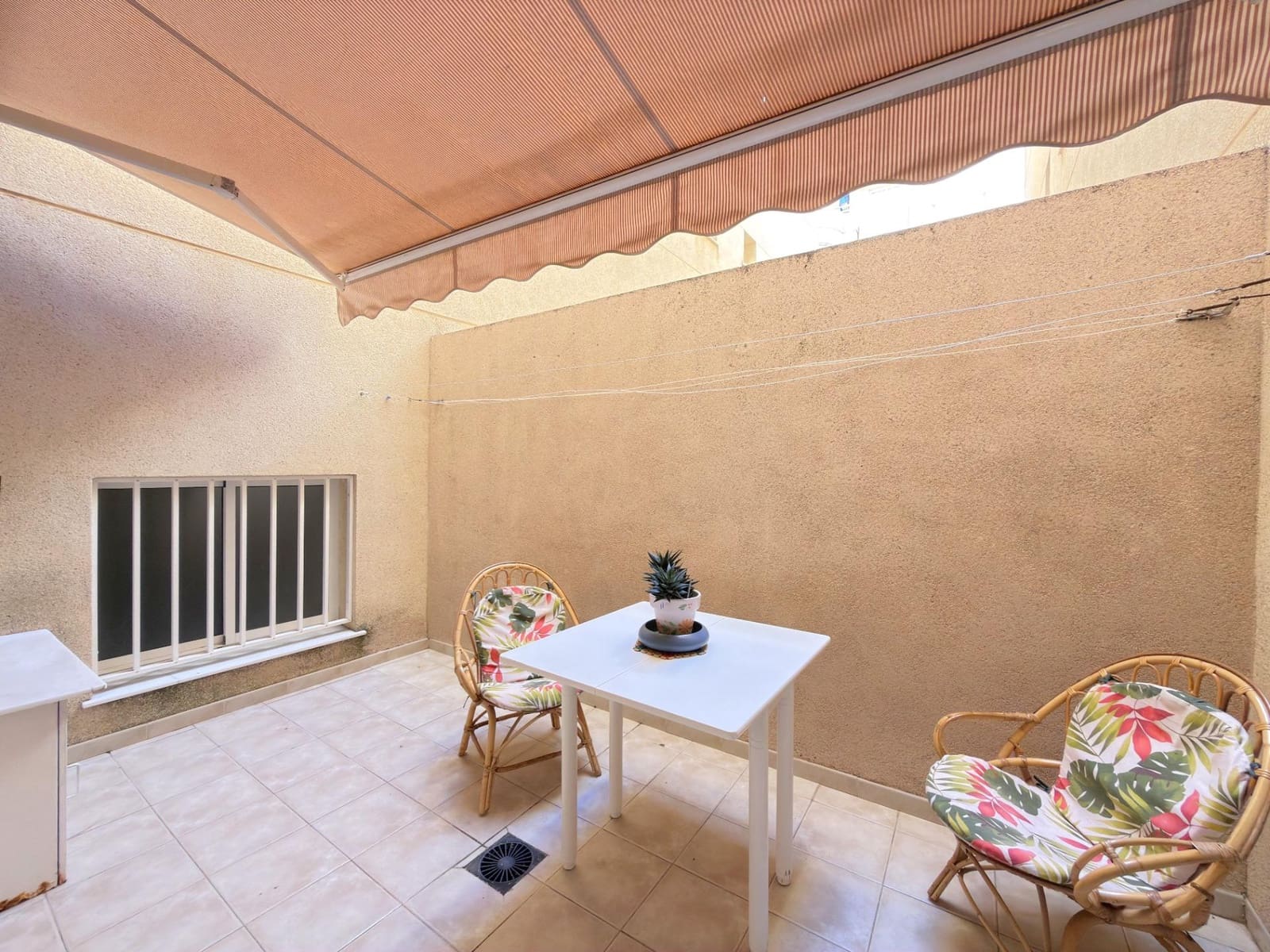 2 slaapkamer Appartement te koop in Daimus - € 215.000 (Ref: 9379252)