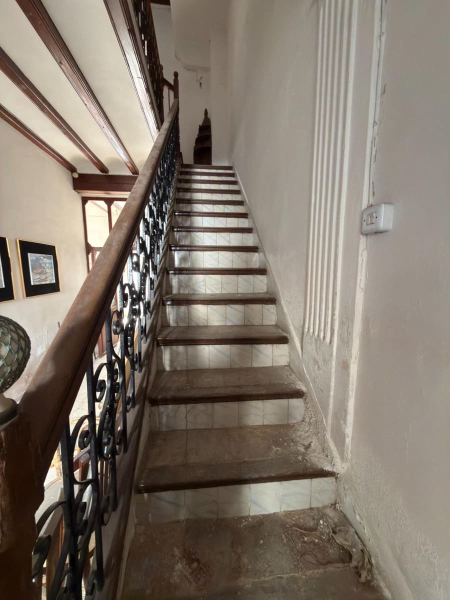 5 makuuhuone Omakotitalo myytävänä paikassa Llocnou de Sant Jeroni - 49 000 € (Ref: 9383175)