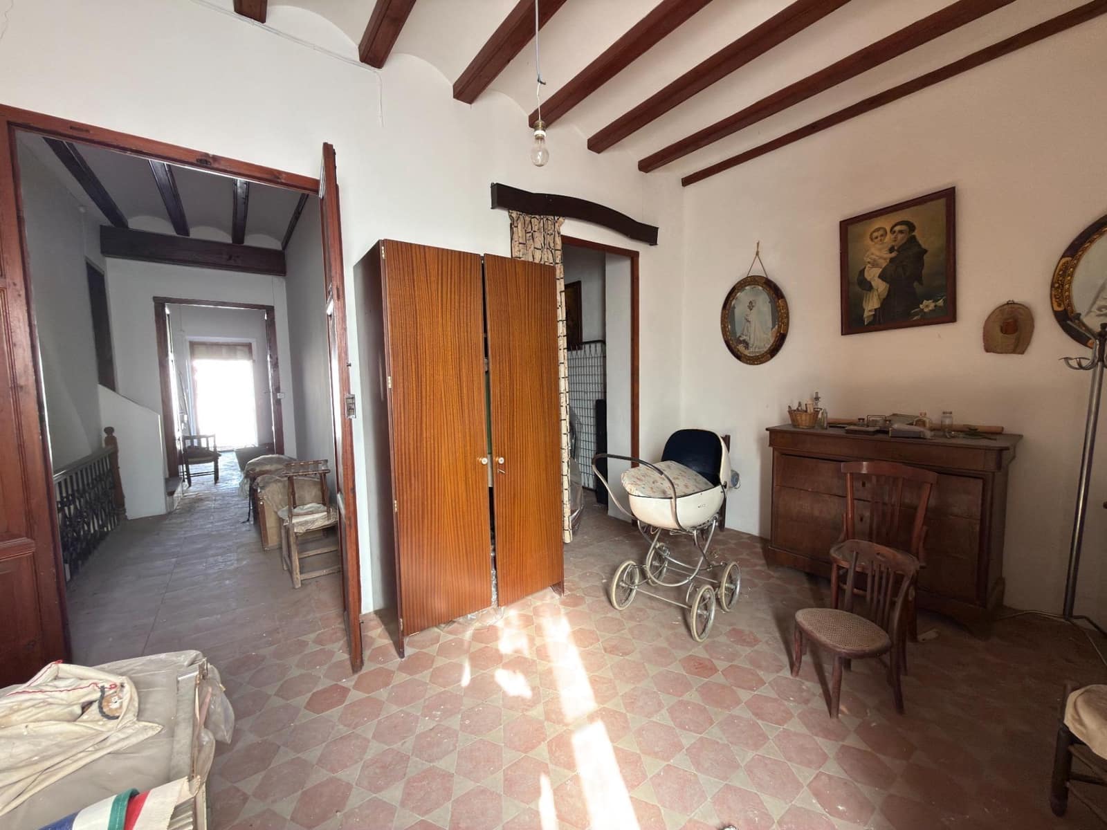 5 makuuhuone Omakotitalo myytävänä paikassa Llocnou de Sant Jeroni - 49 000 € (Ref: 9383175)