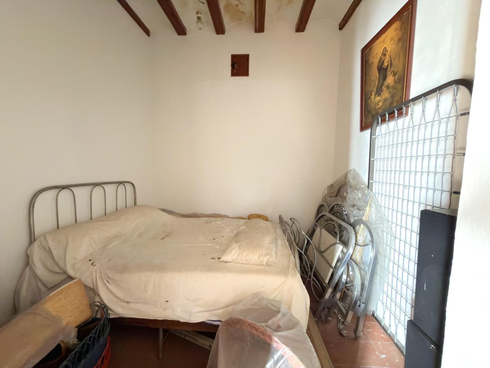 5 makuuhuone Omakotitalo myytävänä paikassa Llocnou de Sant Jeroni - 49 000 € (Ref: 9383175)