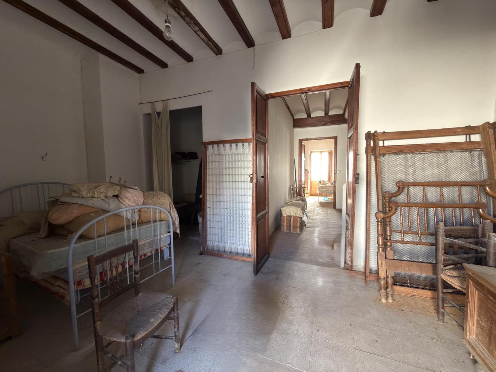 5 makuuhuone Omakotitalo myytävänä paikassa Llocnou de Sant Jeroni - 49 000 € (Ref: 9383175)