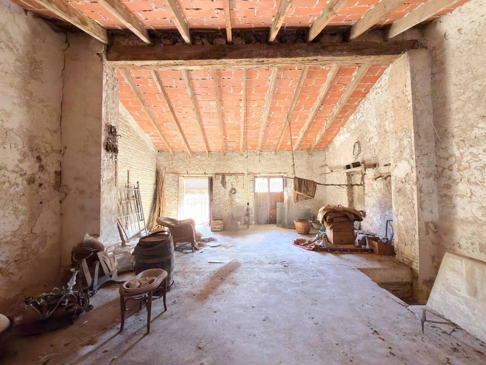 5 makuuhuone Omakotitalo myytävänä paikassa Llocnou de Sant Jeroni - 49 000 € (Ref: 9383175)