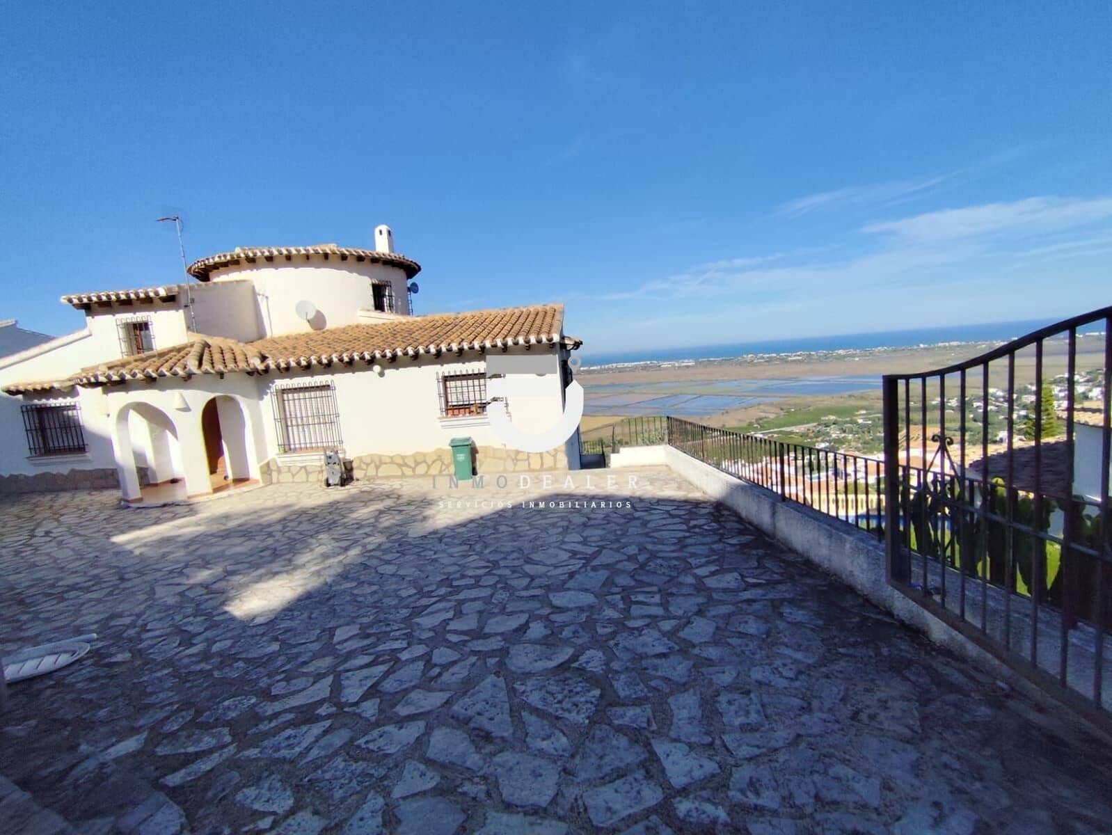 3 sovrum Villa till salu i Pego - 350 000 € (Ref: 9383176)