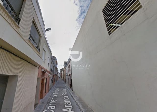 4 bedroom Townhouse for sale in Alberic - € 87,000 (Ref: 9388122)