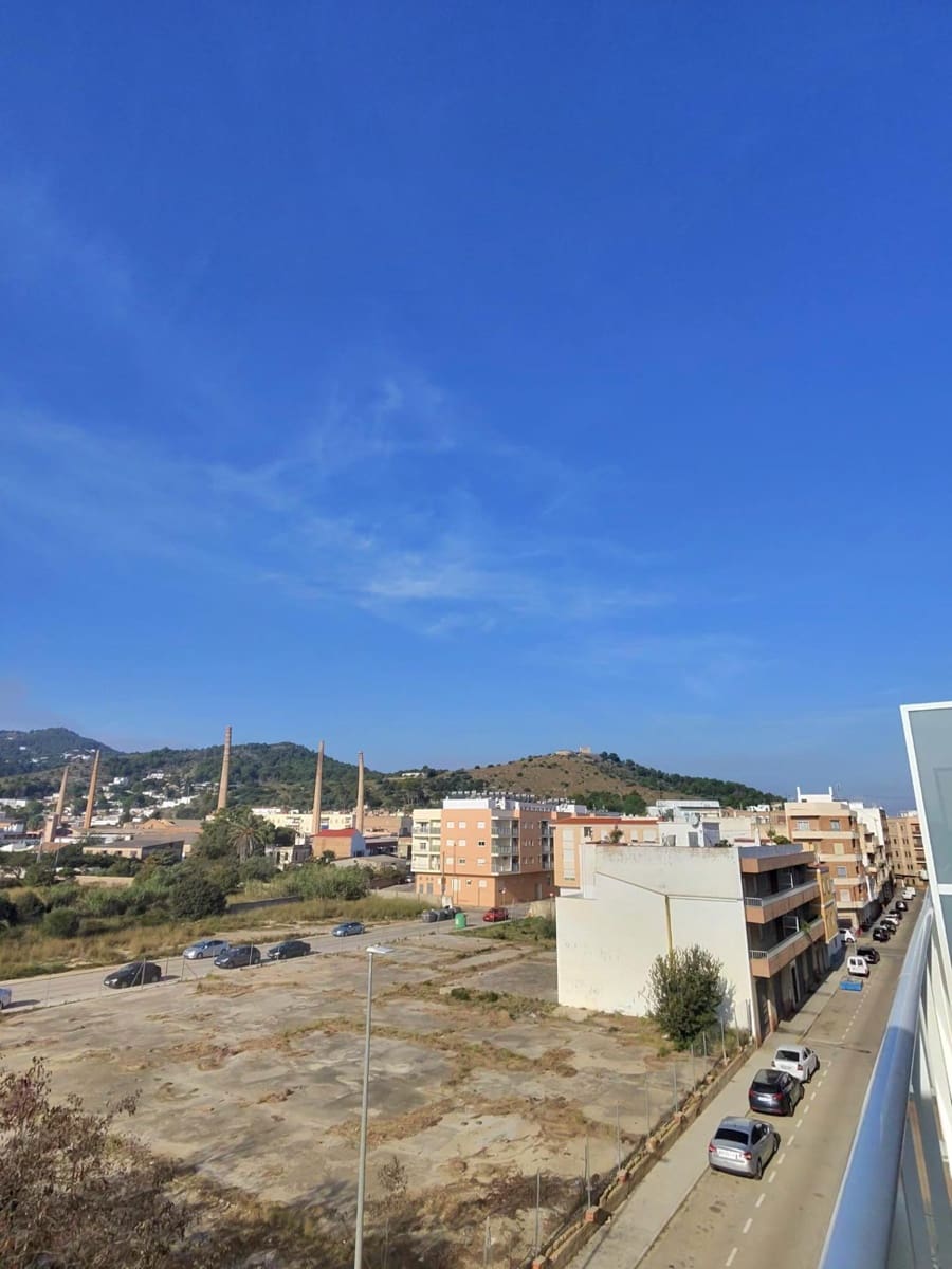 3 soverom Leilighet til salgs i Oliva med garasje - € 146 000 (Ref: 9398664)