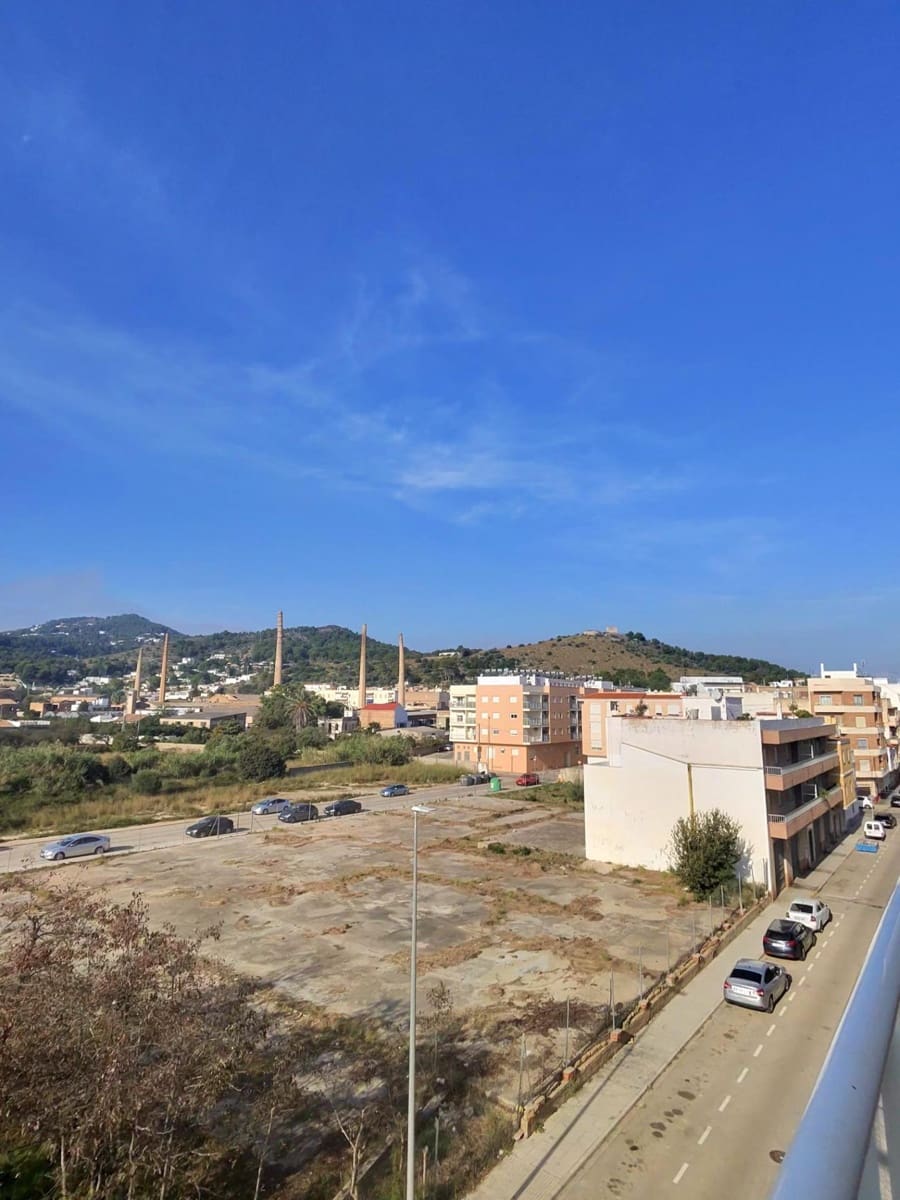 3 soverom Leilighet til salgs i Oliva med garasje - € 146 000 (Ref: 9398664)