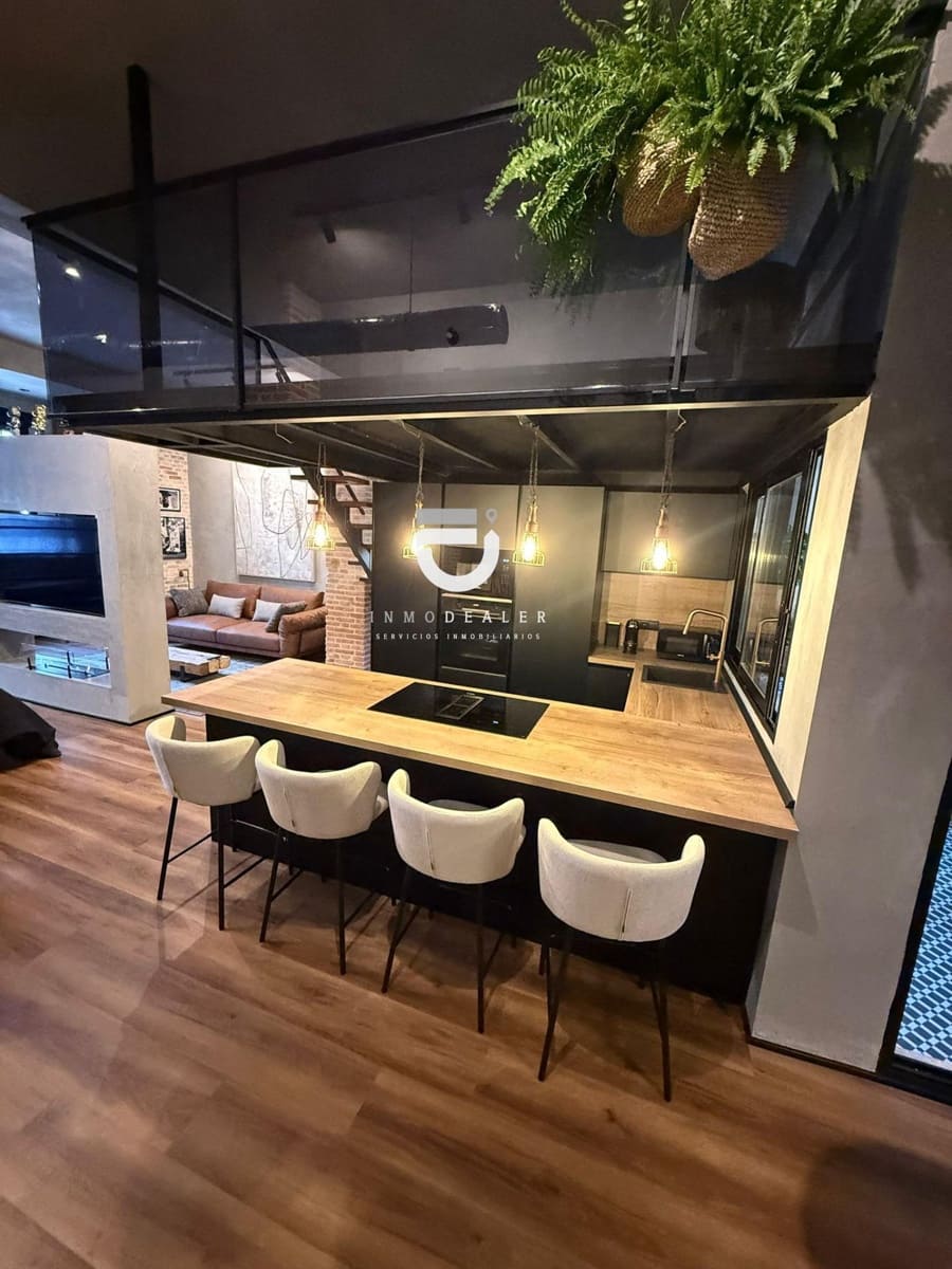 2 makuuhuone Ullakkoasunto myytävänä paikassa Gandia - 260 000 € (Ref: 9401597)