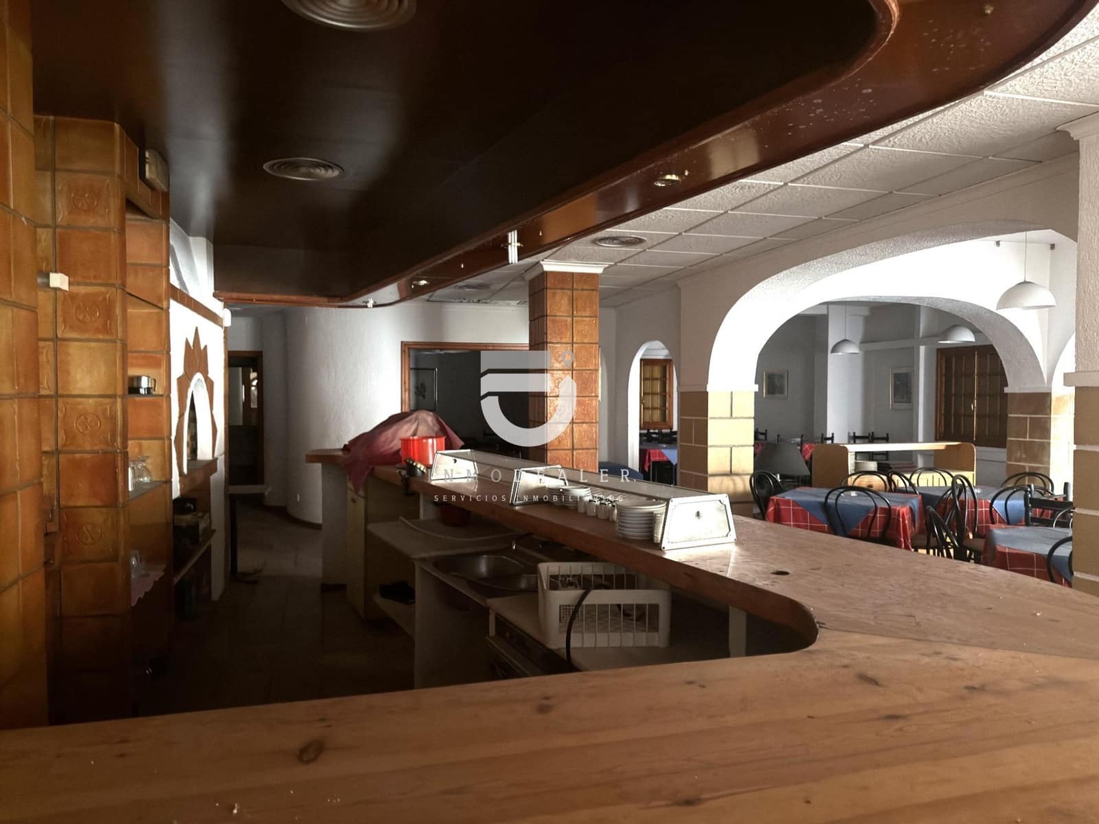 Commercial for sale in Gandia - € 120,000 (Ref: 9401598)