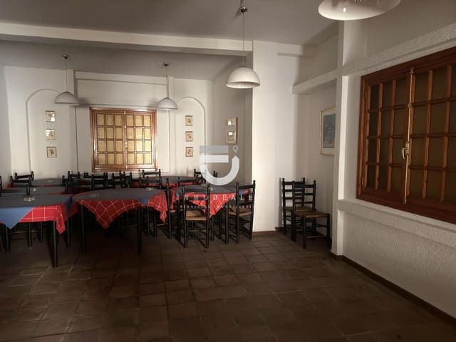 Commercial for sale in Gandia - € 120,000 (Ref: 9401598)