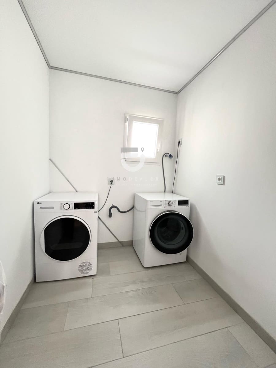 4 soveværelse Byhus til salg i Oliva med garage - € 210.000 (Ref: 9411187)