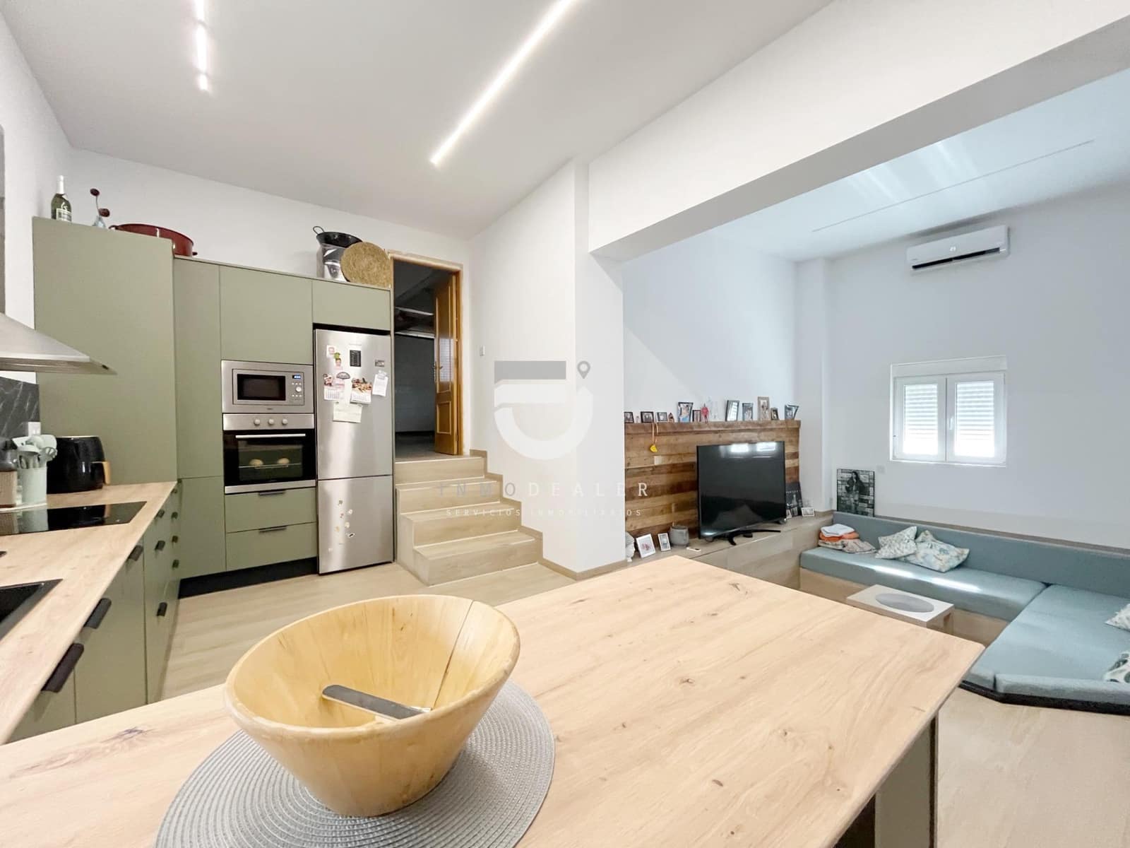 4 soveværelse Byhus til salg i Oliva med garage - € 210.000 (Ref: 9411187)