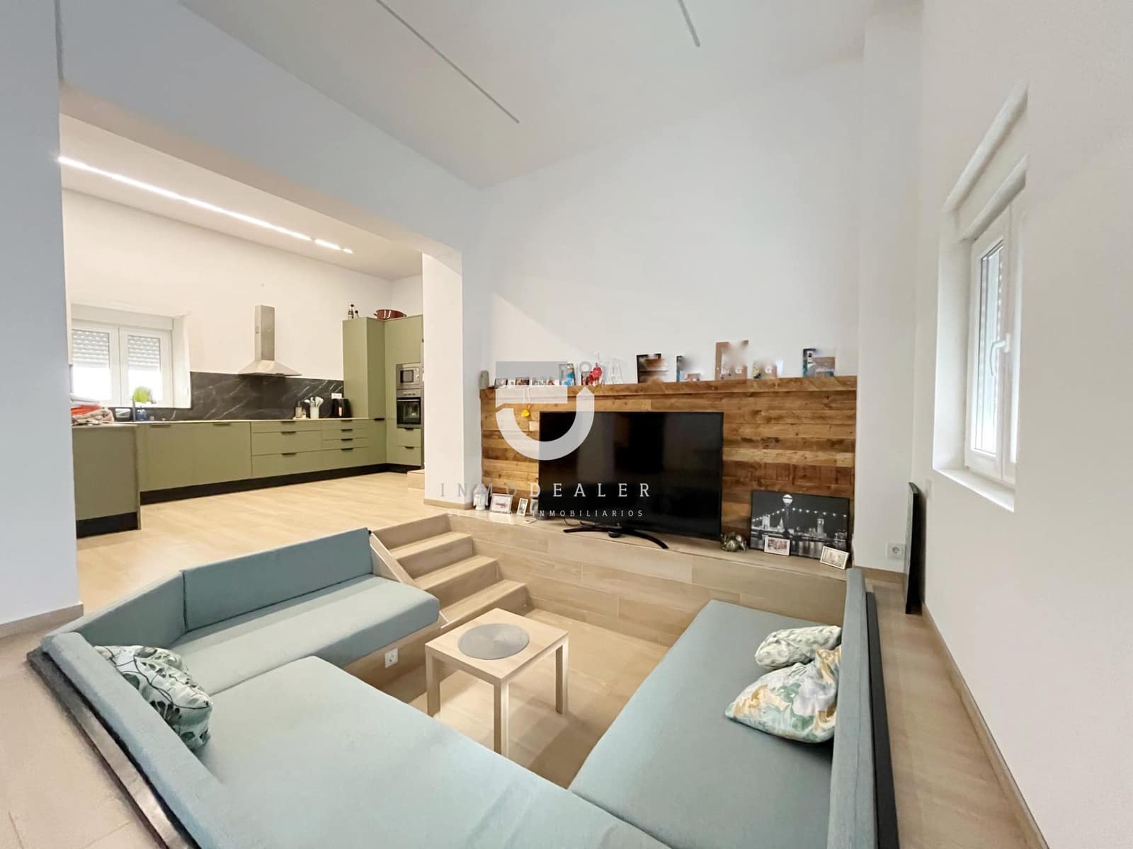 4 soveværelse Byhus til salg i Oliva med garage - € 210.000 (Ref: 9411187)