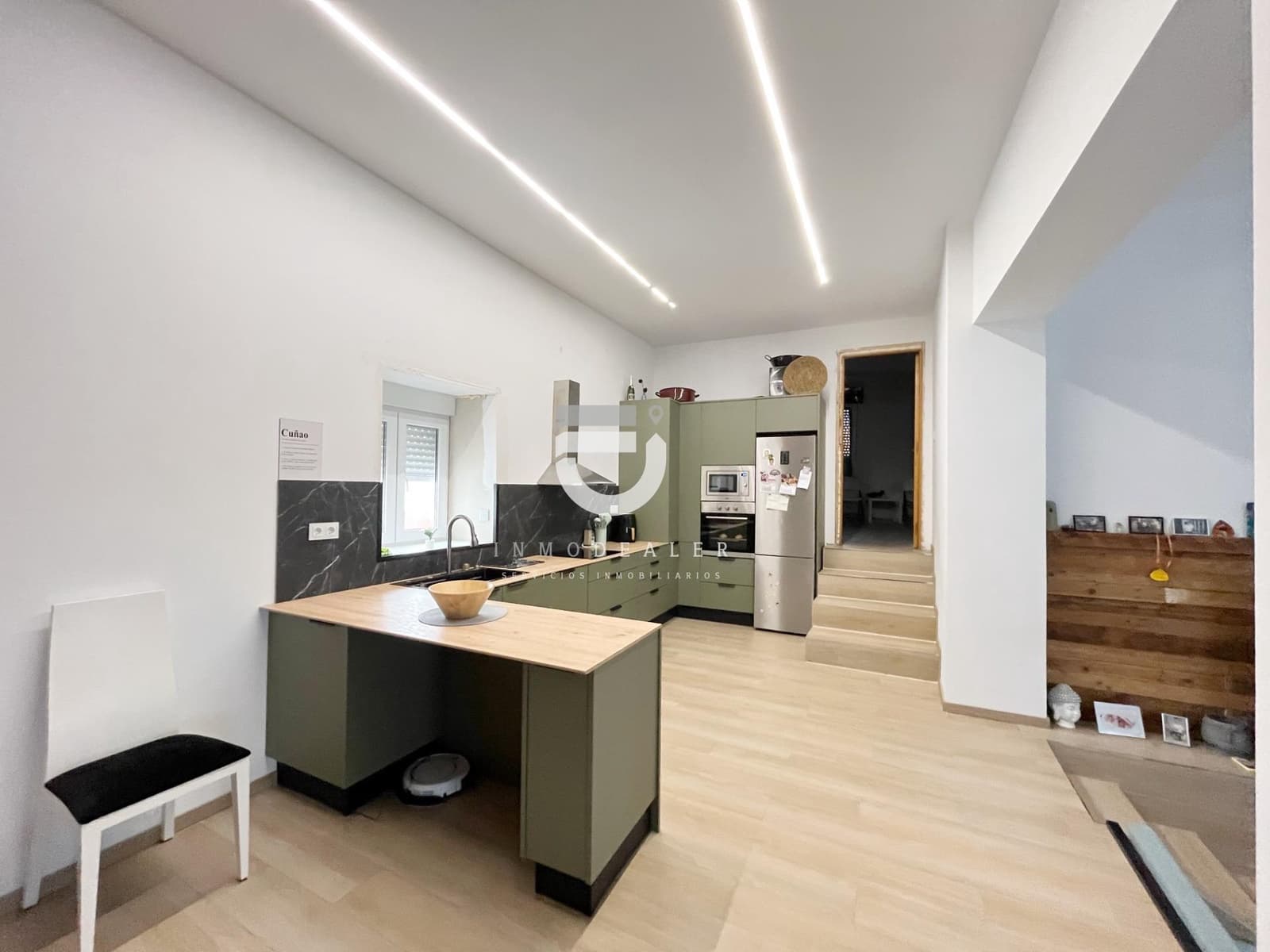 4 soveværelse Byhus til salg i Oliva med garage - € 210.000 (Ref: 9411187)