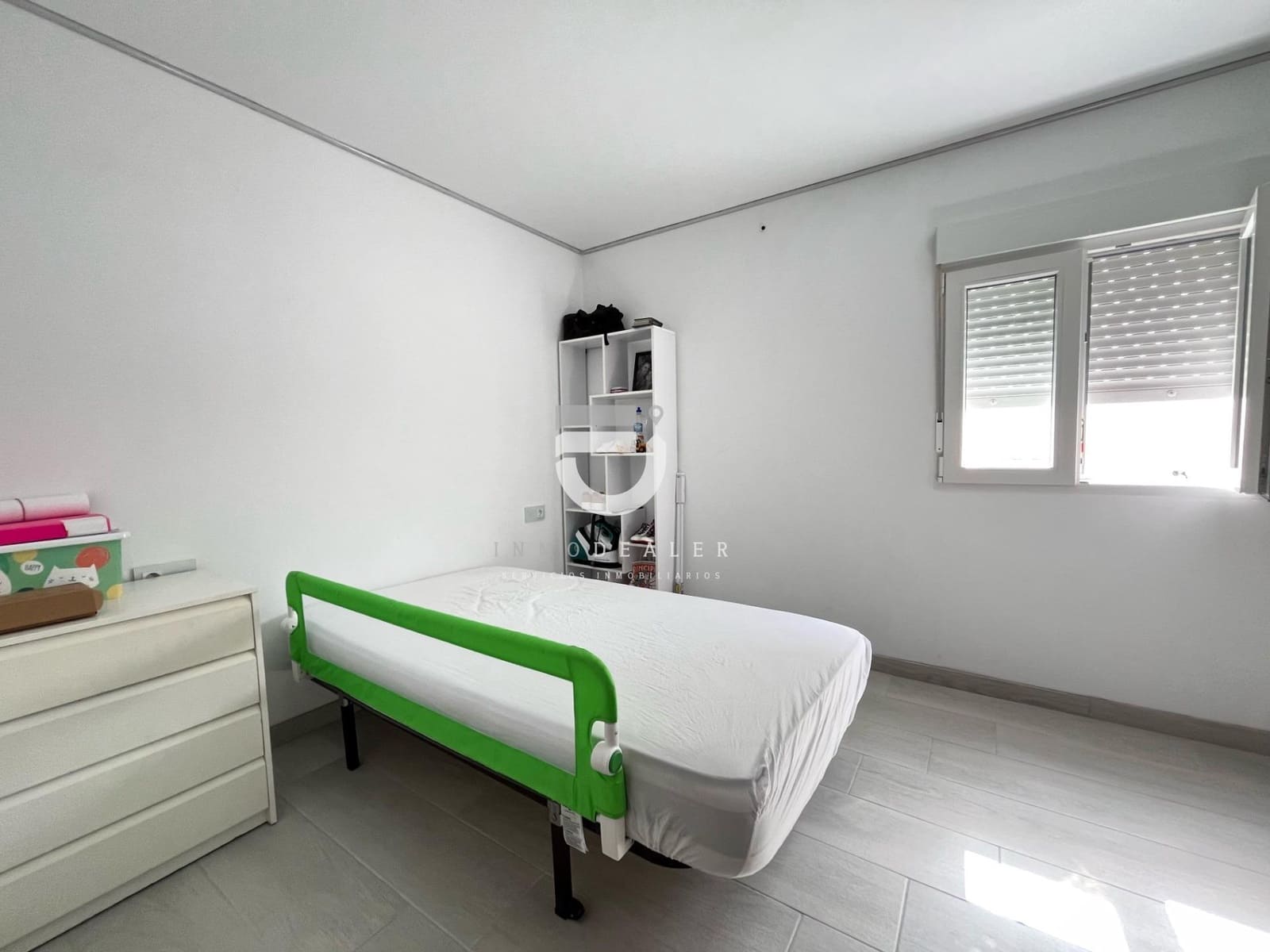 4 soveværelse Byhus til salg i Oliva med garage - € 210.000 (Ref: 9411187)