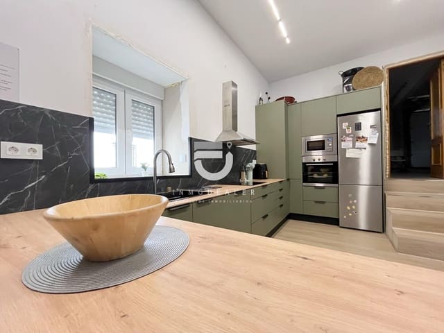 4 sypialnia Dom na sprzedaż w Oliva Pueblo, Oliva z garażem - 210 000 € (Ref: 9411187)