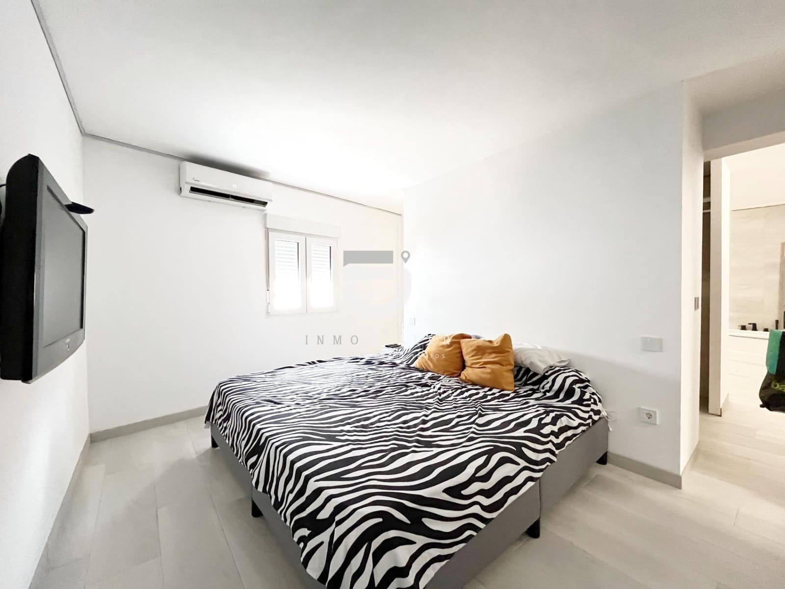 4 soveværelse Byhus til salg i Oliva med garage - € 210.000 (Ref: 9411187)