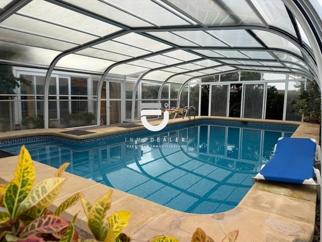 5 makuuhuone Huvila myytävänä paikassa Oliva Pueblo, Oliva mukana uima-altaan 
autotalli - 750 000 € (Ref: 9419936)