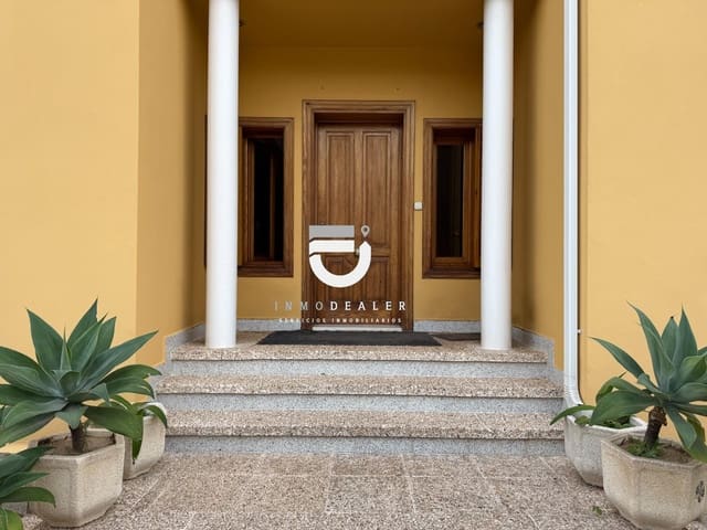 5 makuuhuone Huvila myytävänä paikassa Oliva Pueblo, Oliva mukana uima-altaan 
autotalli - 750 000 € (Ref: 9419936)