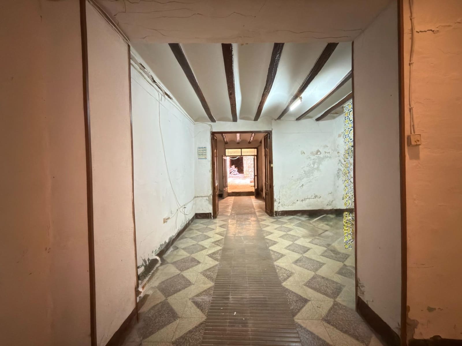 3 chambre Maison de Ville à vendre à Montichelvo avec garage - 40 000 € (Ref: 9419991)