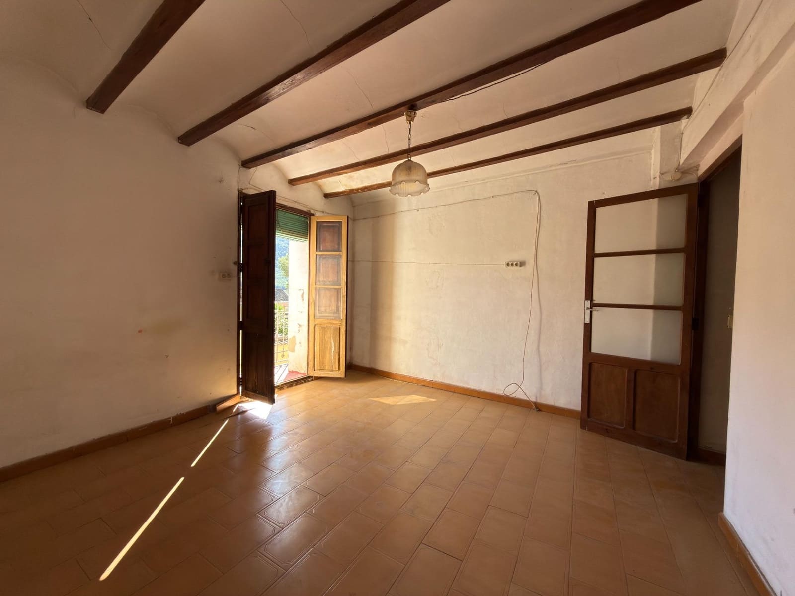 3 chambre Maison de Ville à vendre à Montichelvo avec garage - 40 000 € (Ref: 9419991)