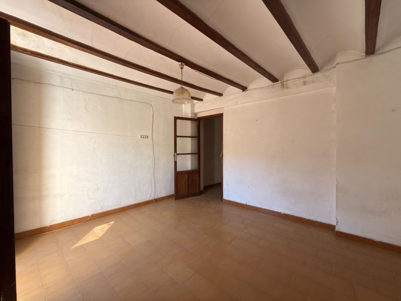 3 chambre Maison de Ville à vendre à Montichelvo avec garage - 40 000 € (Ref: 9419991)