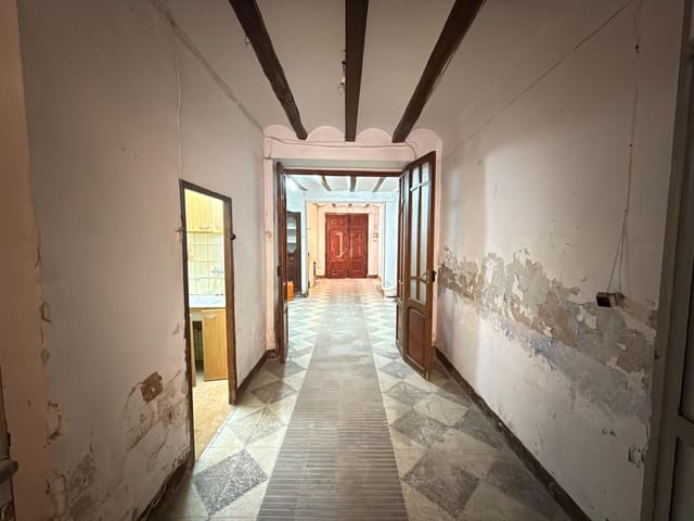 3 soveværelse Byhus til salg i Montichelvo med garage - € 40.000 (Ref: 9419991)