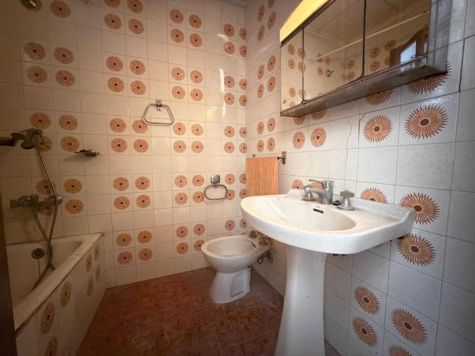 3 chambre Maison de Ville à vendre à Montichelvo avec garage - 40 000 € (Ref: 9419991)