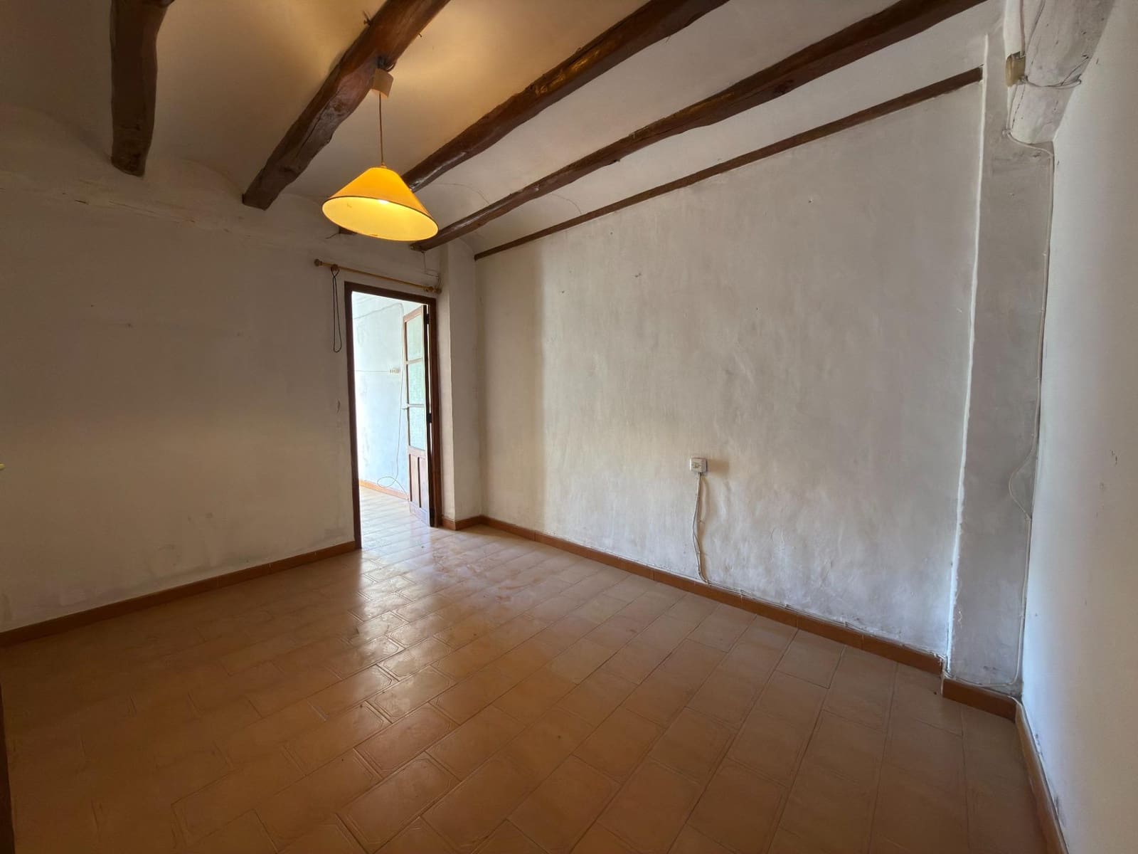 3 chambre Maison de Ville à vendre à Montichelvo avec garage - 40 000 € (Ref: 9419991)