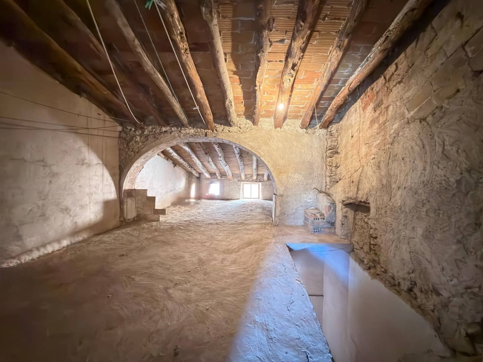 3 chambre Maison de Ville à vendre à Montichelvo avec garage - 40 000 € (Ref: 9419991)