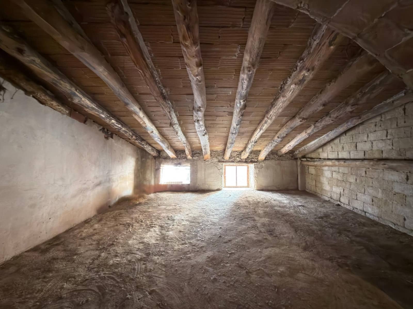 3 chambre Maison de Ville à vendre à Montichelvo avec garage - 40 000 € (Ref: 9419991)