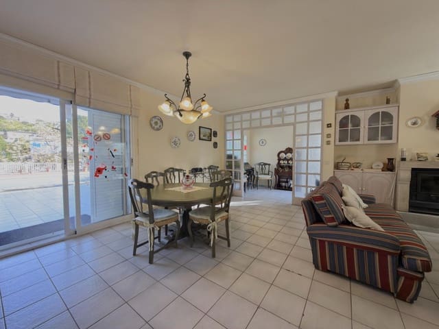 7 soverom Villa til salgs i Gandia med garasje - € 676 000 (Ref: 9437590)