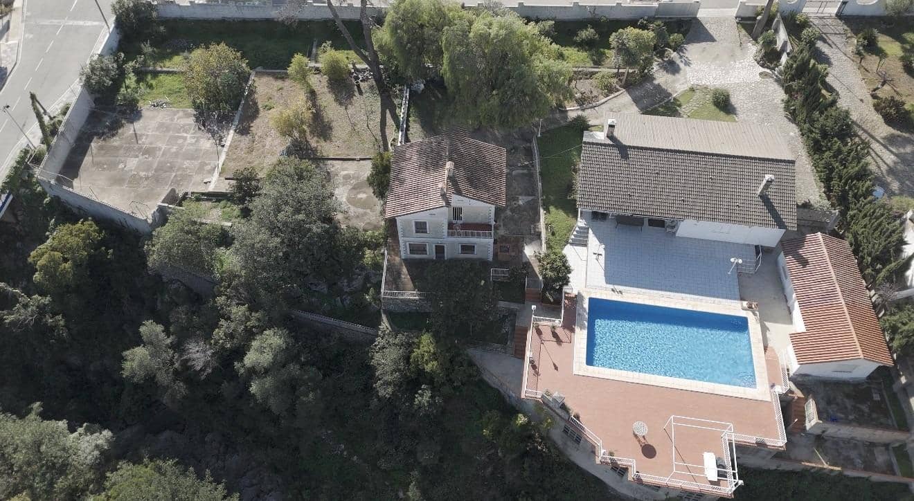 7 soveværelse Villa til salg i Gandia med garage - € 676.000 (Ref: 9437590)