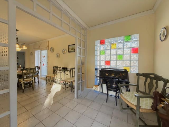 7 soverom Villa til salgs i Gandia med garasje - € 676 000 (Ref: 9437590)