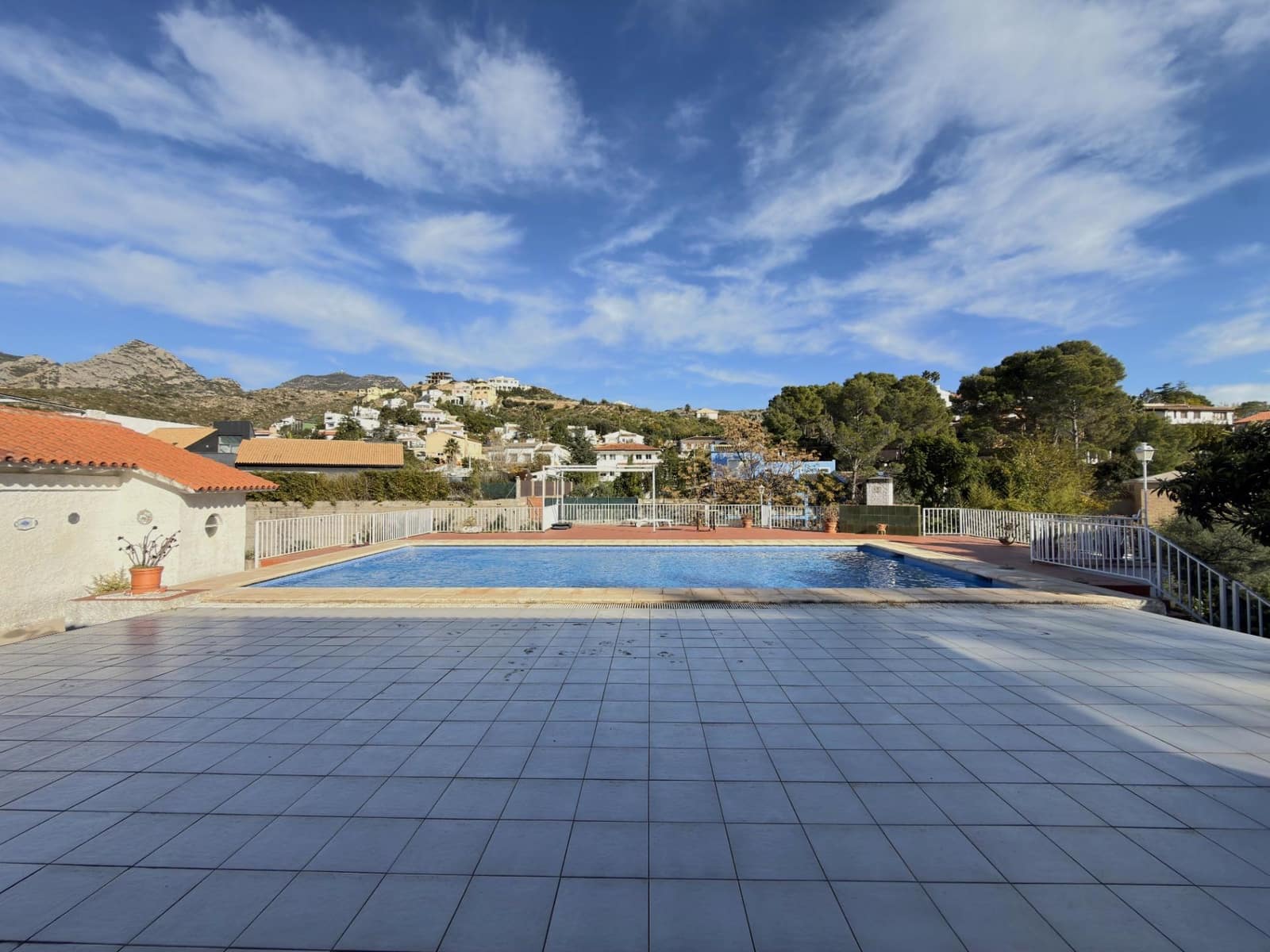 7 soveværelse Villa til salg i Gandia med garage - € 676.000 (Ref: 9437590)