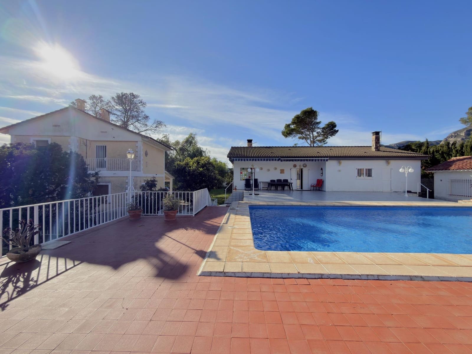 7 soveværelse Villa til salg i Gandia med garage - € 676.000 (Ref: 9437590)