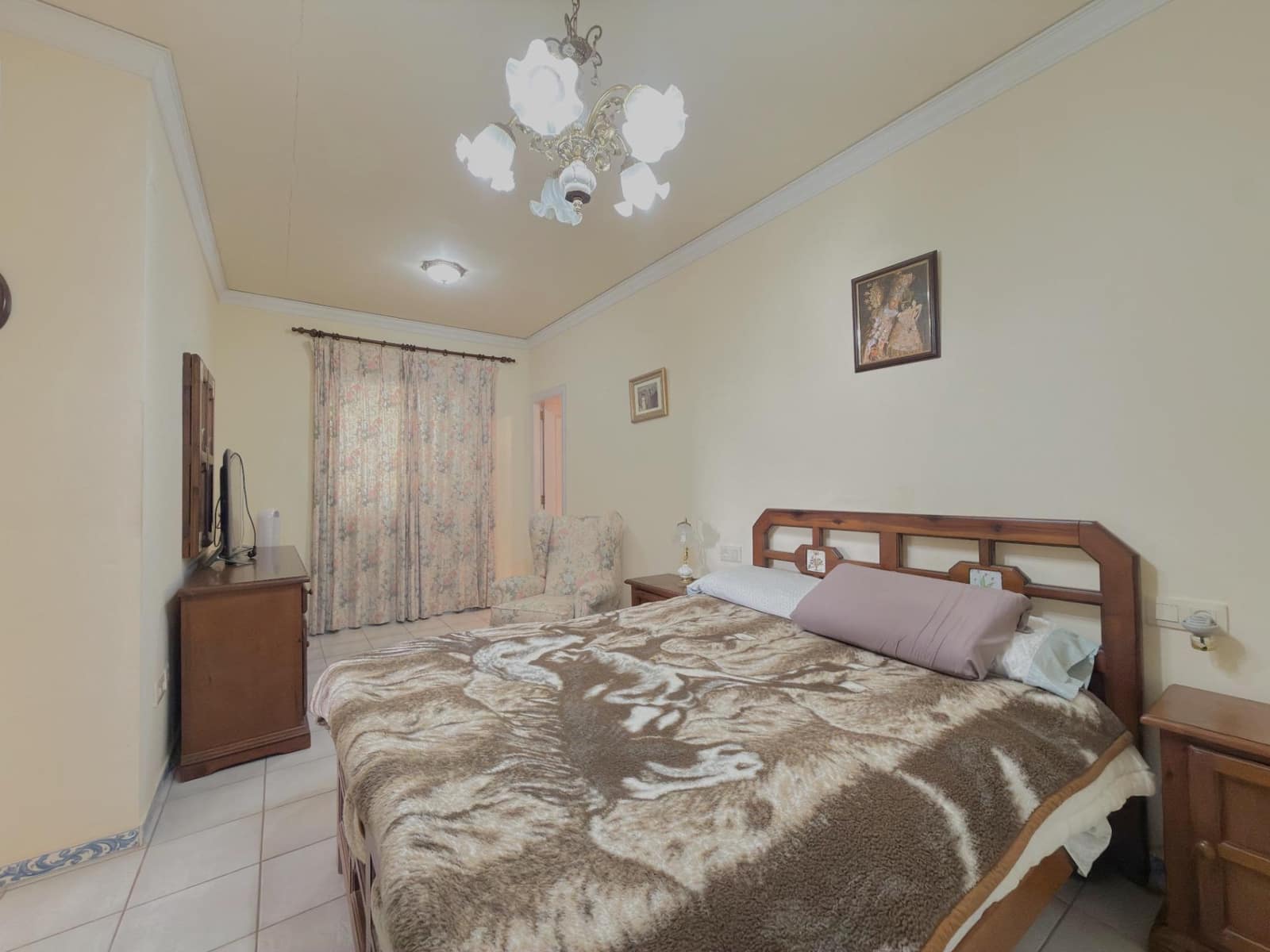 7 soveværelse Villa til salg i Gandia med garage - € 676.000 (Ref: 9437590)