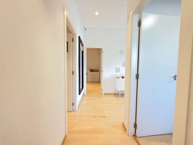 Piso de 2 habitaciones en Gandia en venta con piscina garaje - 209.000 € (Ref: 9446601)