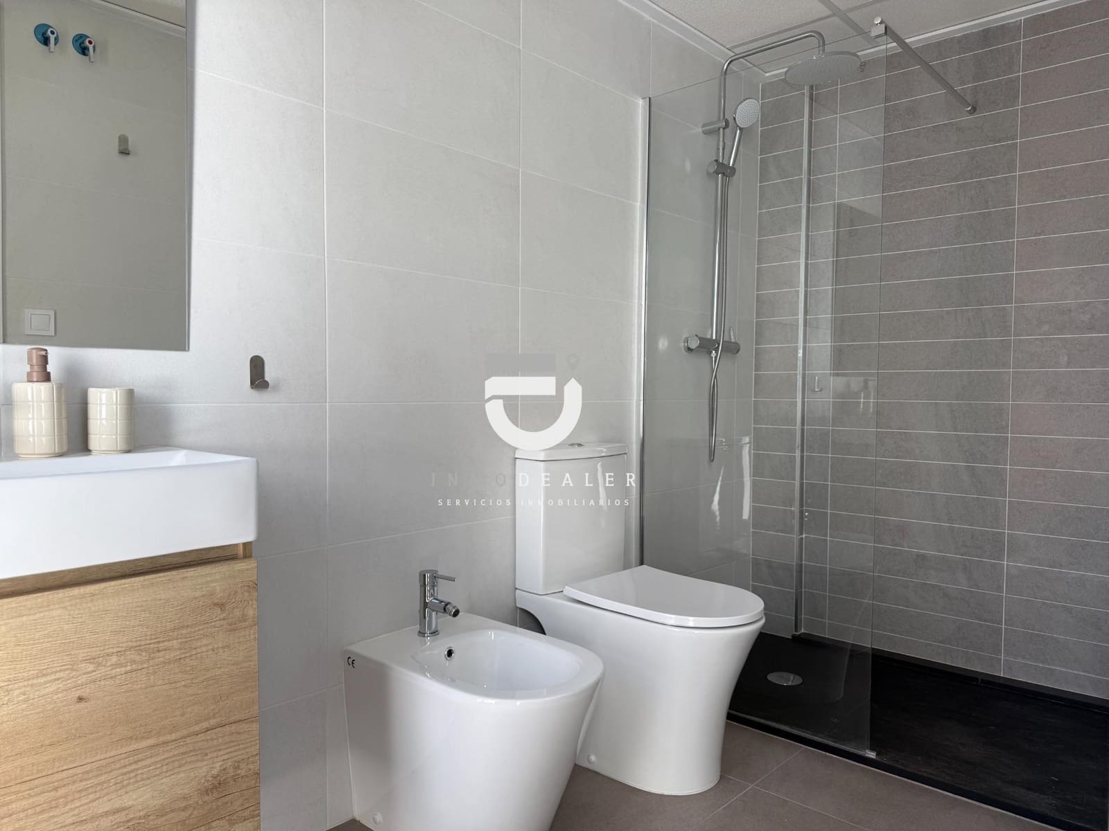 3 soverom Rekkehus til salgs i Xeraco med svømmebasseng - € 190 000 (Ref: 9446602)