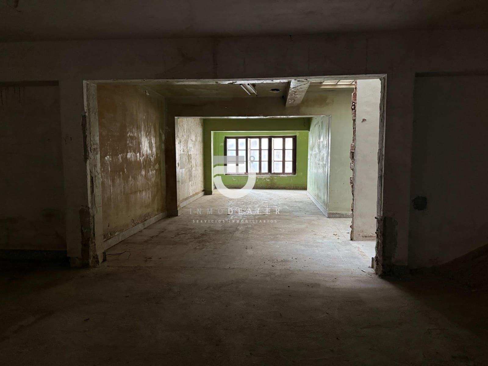 Comercial para venda em Gandia - 44 000 € (Ref: 9450435)