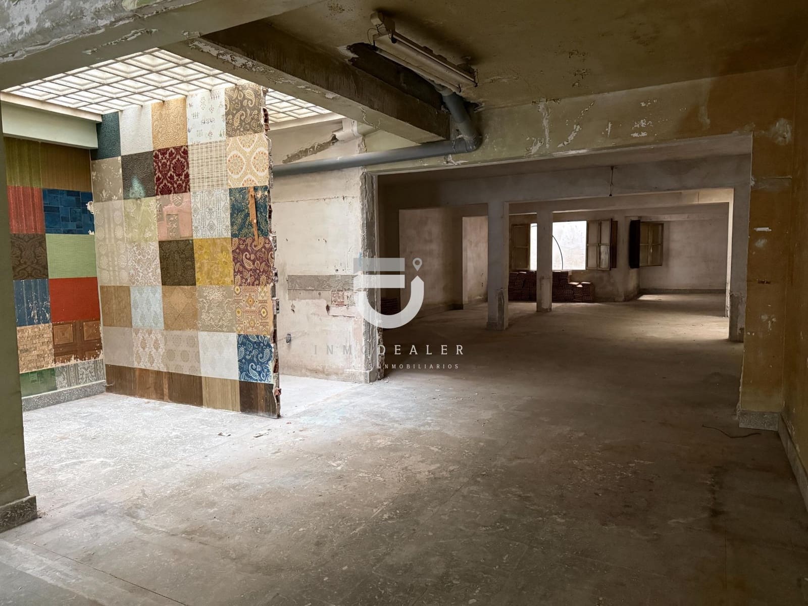 Comercial para venda em Gandia - 44 000 € (Ref: 9450435)