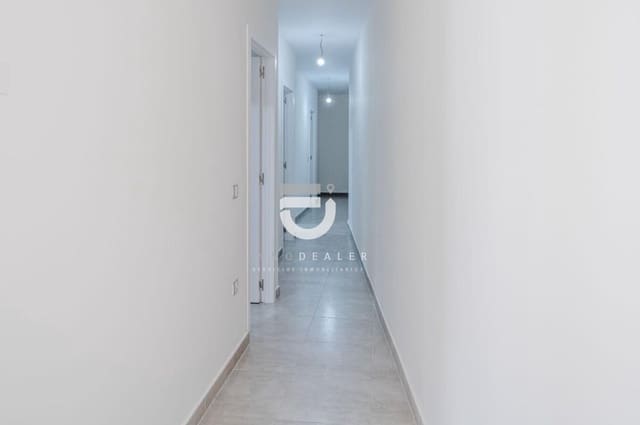 Piso de 3 habitaciones en Adsubia, Javea / Xàbia en venta con piscina - 180.000 € (Ref: 9462507)