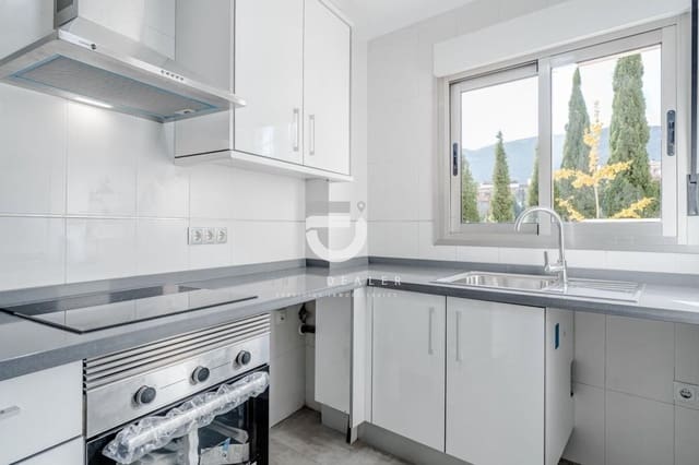 Piso de 3 habitaciones en Adsubia, Javea / Xàbia en venta con piscina - 180.000 € (Ref: 9462507)