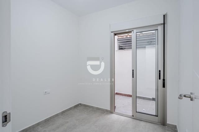 Piso de 3 habitaciones en Adsubia, Javea / Xàbia en venta con piscina - 180.000 € (Ref: 9462507)