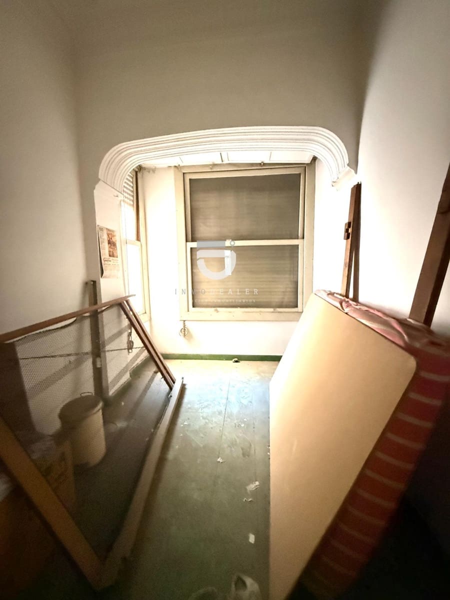 4 bedroom Flat for sale in Gandia - € 100,000 (Ref: 9513567)