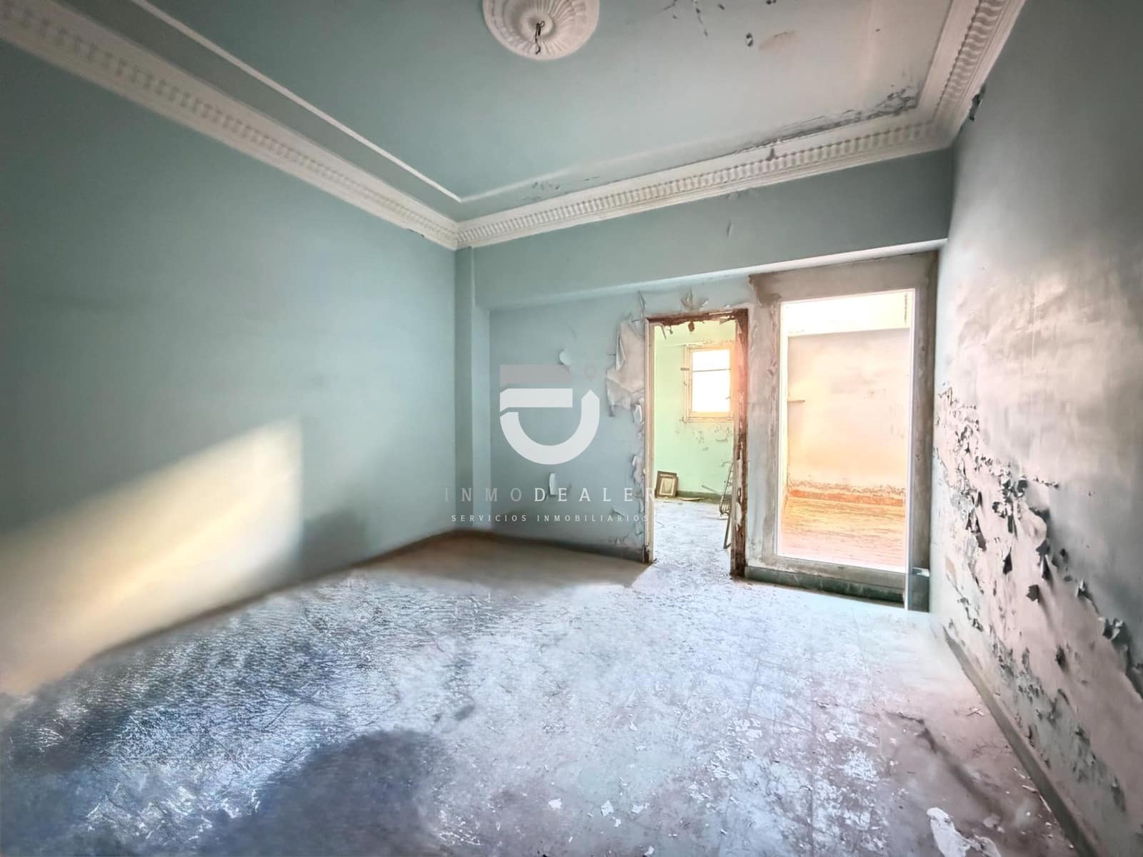 4 bedroom Flat for sale in Gandia - € 100,000 (Ref: 9513567)