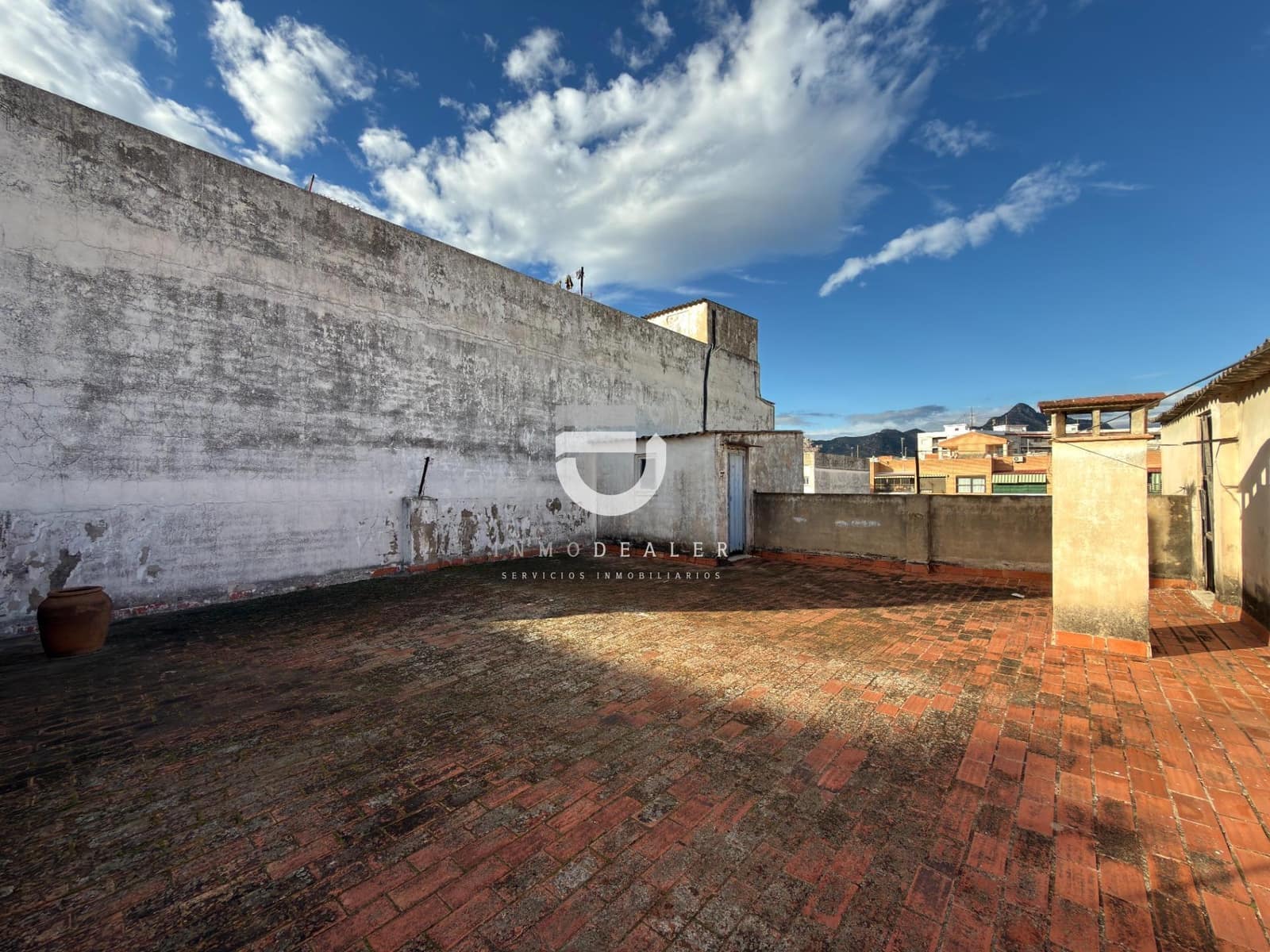 4 bedroom Flat for sale in Gandia - € 100,000 (Ref: 9513567)