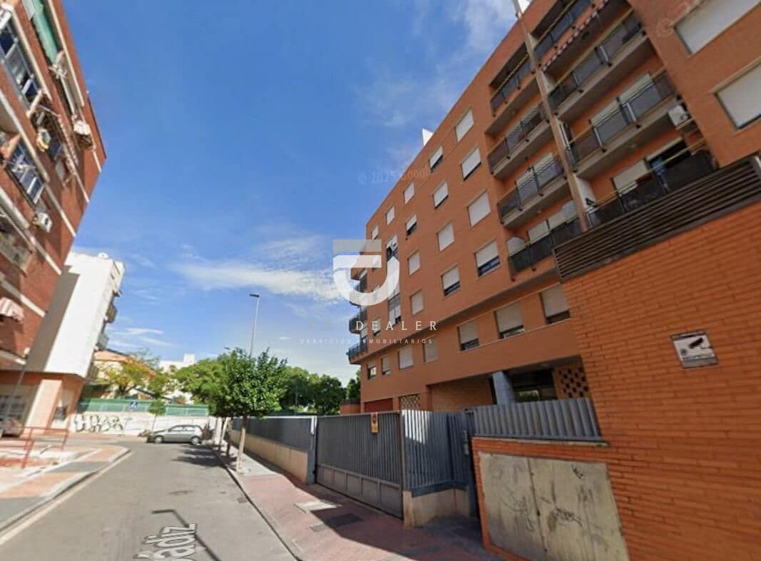 Piso de 2 habitaciones en Alcantarilla en venta - 55.000 € (Ref: 9530929)
