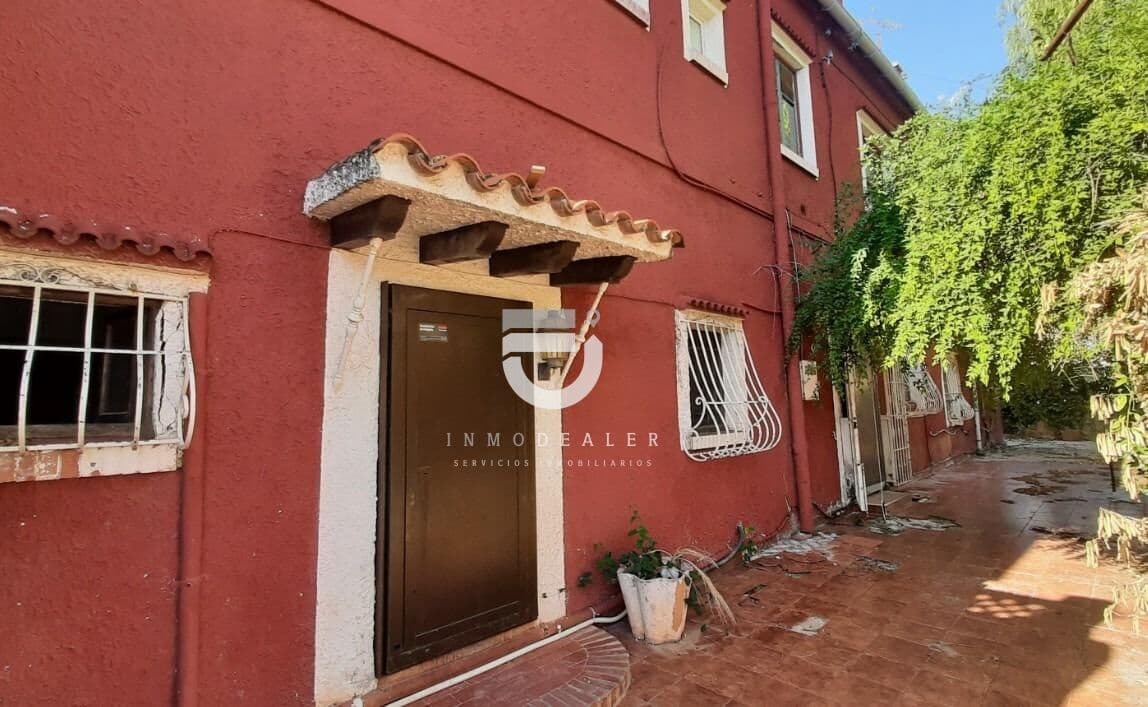 Chalet de 12 habitaciones en Dénia en venta con piscina - 817.000 € (Ref: 9533907)