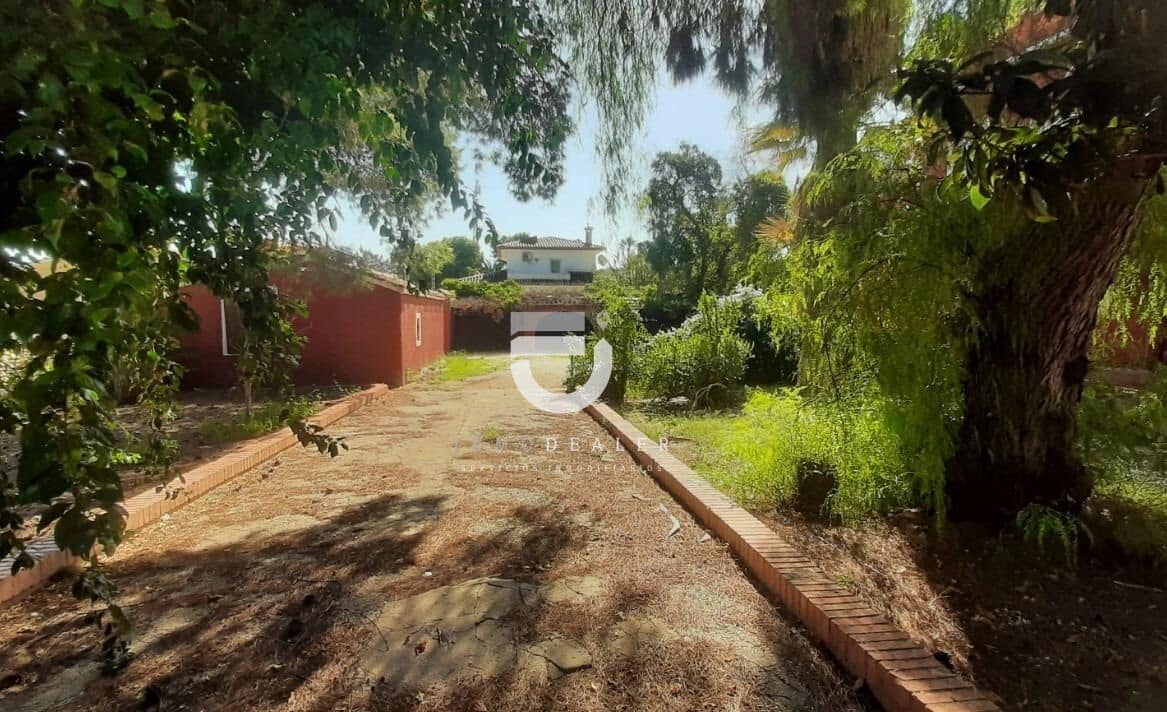 Chalet de 12 habitaciones en Dénia en venta con piscina - 817.000 € (Ref: 9533907)